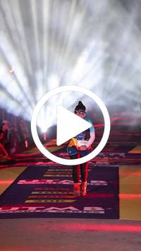 BIB:  <button type="button" onclick="openModal(27378333)" class="btn btn-primary btn-sm float-right" data-toggle="modal" data-target=".modal-high-quality">
                <i class="fa fa-download"></i> Download
                </button>